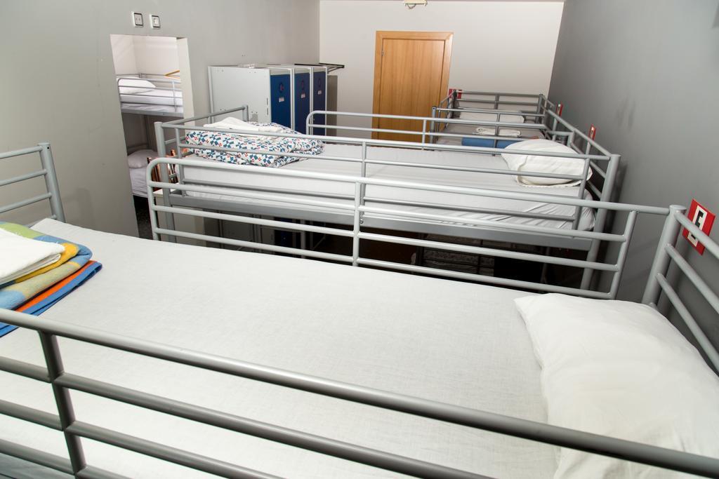 Hostal Lk Barcelona Buitenkant foto