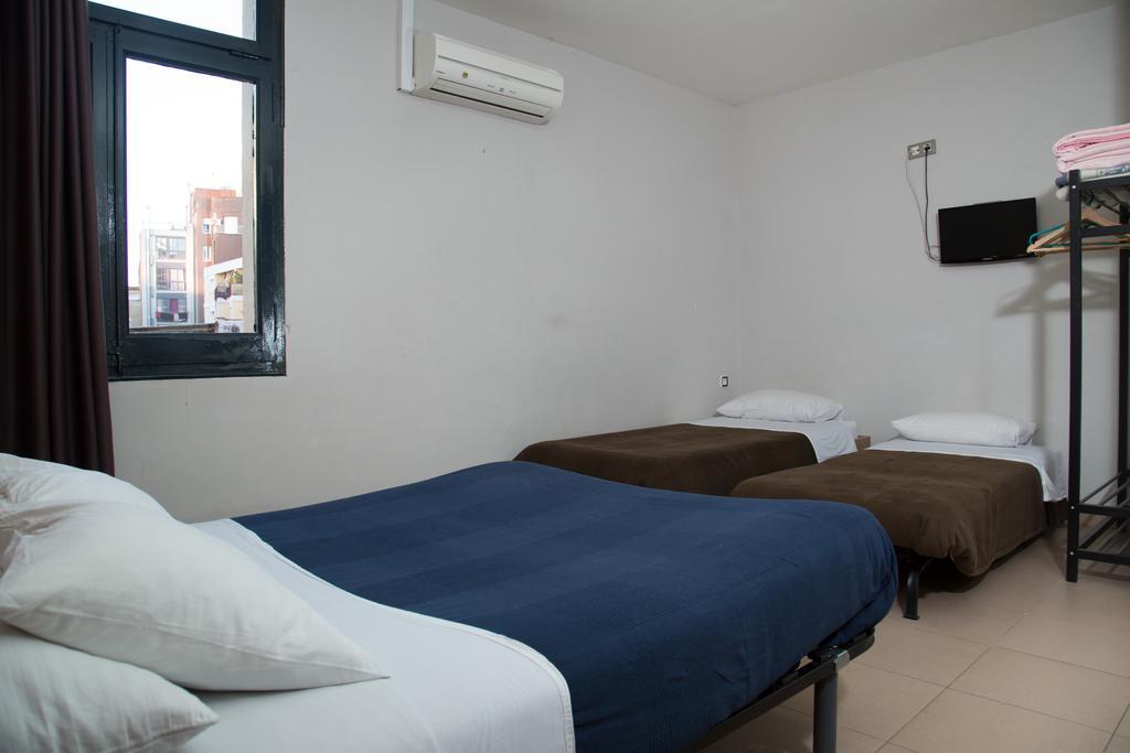 Hostal Lk Barcelona Buitenkant foto