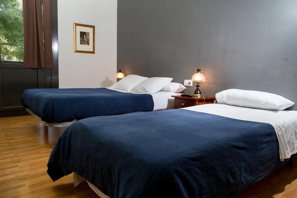 Hostal Lk Barcelona Buitenkant foto